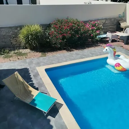 Grand - Avec Grande Piscine - Au Calme